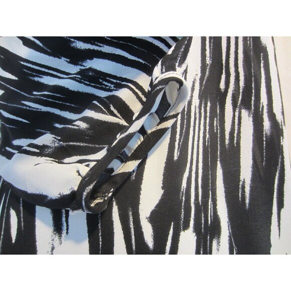 CHARMING CHARLIE black white LS blouse bow back top Women M - Picture 3 of 6